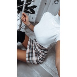 Bílý svetřík Loty 